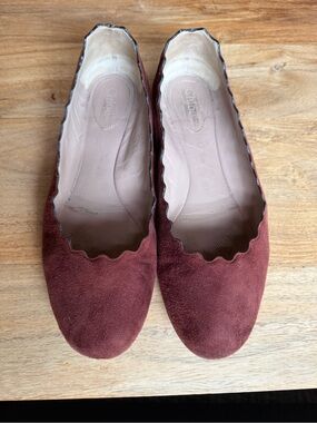 Chloe Scalloped Suede Ballet Flats in Burgundy - size 37.5